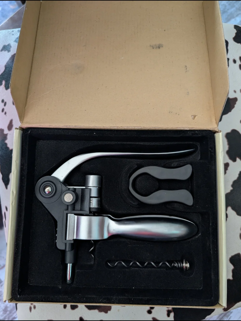 Lever Corkscrew Wine Opener in Silver and Black with Foil Cutter